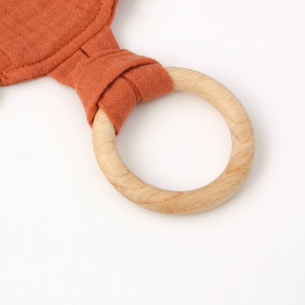 detalle anilla de madera de haya doudou